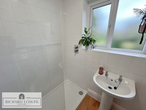 Shower Room (First Floor)- click for photo gallery
